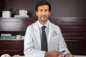 Dr Paolo Montemurro | Chirurgo Plastico Estetico di Varese | Mastoplastica, Addominoplastica, Rinoplastica & Liposuzione image