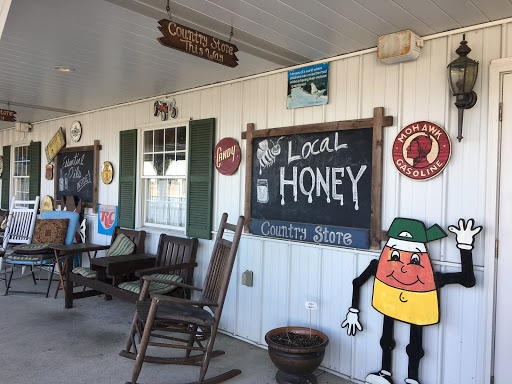 Grocery Store «Windy Acres Candy & Nut», reviews and photos, 6805 OH-73, Wilmington, OH 45177, USA