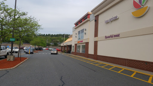 Grocery Store «Super Stop & Shop», reviews and photos, 446 Putnam Pike, Greenville, RI 02828, USA