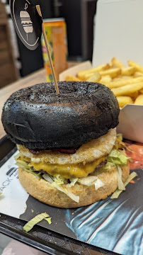 Frite du Restaurant de hamburgers Black & White Burger Bezons - n°13