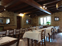 Atmosphère du Restaurant français Le Moulin de Chevillou à Saint-Gence - n°7