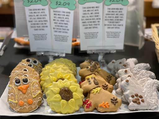 Pet Supply Store «Pets Naturally», reviews and photos, 1420 W South Airport Rd, Traverse City, MI 49686, USA