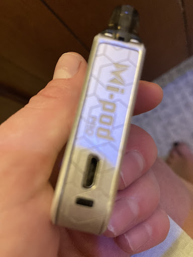 Tobacco Shop «M & J Smoke Shop», reviews and photos, 401 W 2nd St, Winslow, AZ 86047, USA