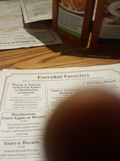 American Restaurant «Cracker Barrel Old Country Store», reviews and photos, 2075 Hylan Dr, Rochester, NY 14623, USA