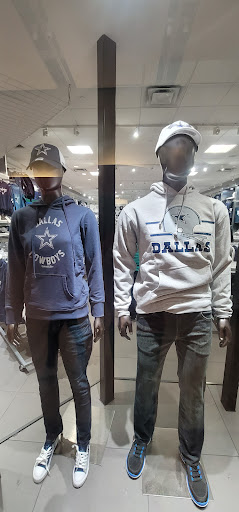 E-commerce Service «Dallas Cowboys», reviews and photos, 3000 Grapevine Mills Pkwy #126, Grapevine, TX 76051, USA