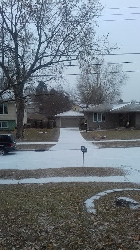 Golf Course «Bright Grandview Golf Course», reviews and photos, 2401 E 29th St, Des Moines, IA 50317, USA