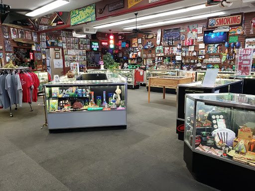 Tobacco Shop «Paraphernalia Boutique - Smoke Shop / Head Shop», reviews and photos, 4234 W Dunlap Ave, Phoenix, AZ 85051, USA