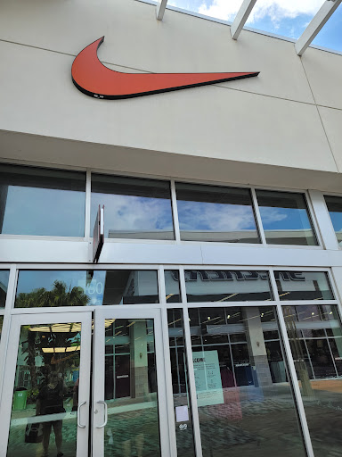 Outlet Mall «Tanger Outlet Daytona», reviews and photos, 1100 Cornerstone Blvd, Daytona Beach, FL 32117, USA