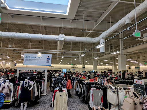 Department Store «Fashion Outlets of Chicago Nordstrom Rack», reviews and photos, 5220 Fashion Outlets Way #2325, Rosemont, IL 60018, USA