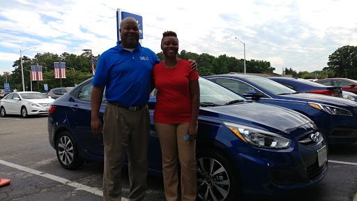 Car Dealer «Hall Hyundai Newport News», reviews and photos, 12872 Jefferson Ave, Newport News, VA 23608, USA