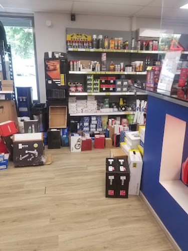 Magasin de pièces de rechange automobiles KARMAN AUTO Tarascon