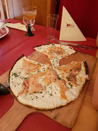 Tarte flambée du Restaurant de spécialités alsaciennes Restaurant La Cloche à Obernai - n°5