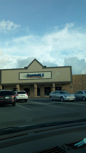 Thrift Store «Goodwill», reviews and photos, 2200 Bienville Blvd, Ocean Springs, MS 39564, USA