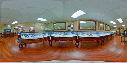 Pawn Shop «Gems N’ Loans - Jewelry and Pawn Shop Oceanside», reviews and photos, 3753 Mission Ave #111, Oceanside, CA 92058, USA