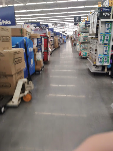 Department Store «Walmart Supercenter», reviews and photos, 6819 Walton Ln, Gloucester Courthouse, VA 23061, USA