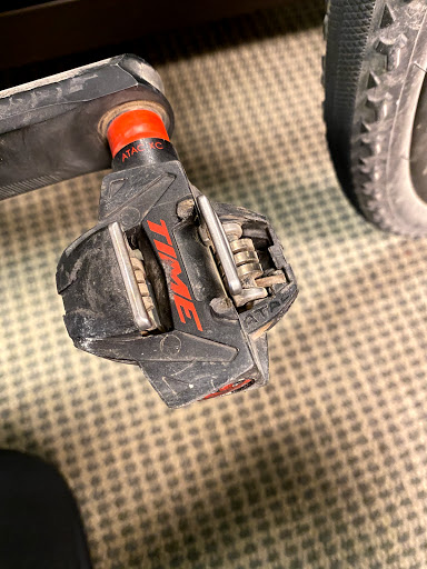 Outdoor Sports Store «twohubs cycling boutique», reviews and photos, 27231 Burbank #201, Foothill Ranch, CA 92610, USA