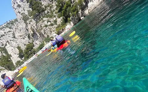 Destination Calanques Kayak Marseille Cassis image