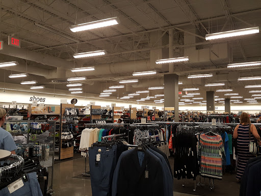 Department Store «Nordstrom Rack North Point MarketCenter», reviews and photos, 6200 North Point Pkwy, Alpharetta, GA 30022, USA