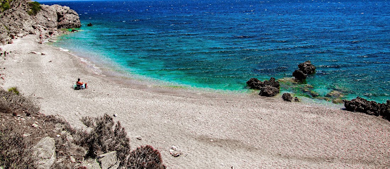 Mirsinidi Beach