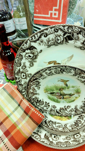 Gift Basket Store «Goldenberry Gifts & Gourmet», reviews and photos, 149 Cherry St, New Canaan, CT 06840, USA