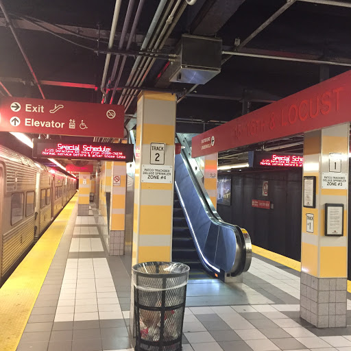 15/16th & Locust Street Station