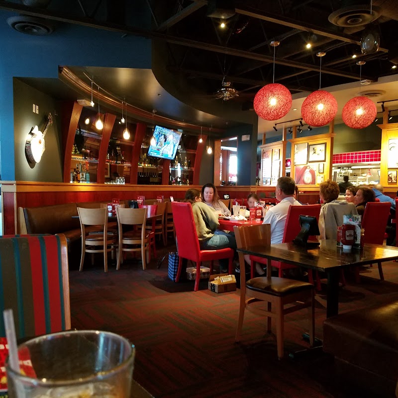 Red Robin Gourmet Burgers and Brews