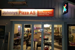 Johnny's pizza image