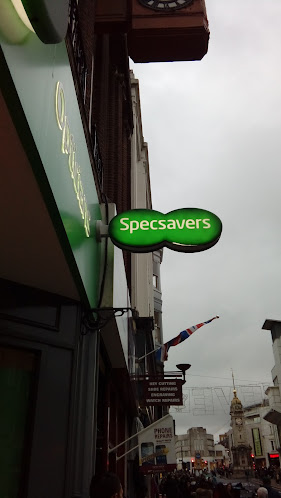 Specsavers Opticians and Audiologists - Brighton - Optician