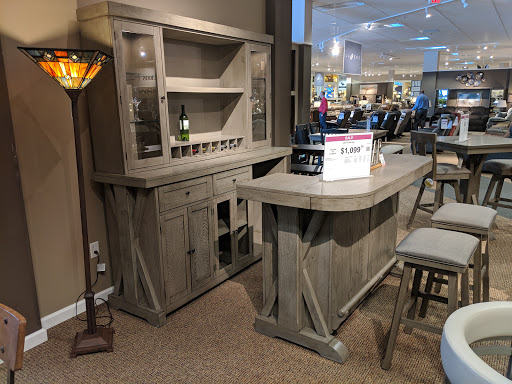 Furniture Store «Steinhafels Furniture», reviews and photos, 9191 South 13th Street, Oak Creek, WI 53154, USA