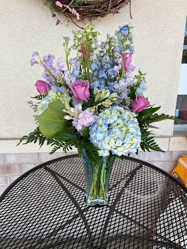 Florist «Bouquets N Things», reviews and photos, 3719 Nicholas St, Easton, PA 18045, USA