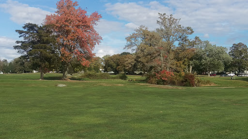 Country Club «Touisset Country Club», reviews and photos, 221 Pearse Rd, Swansea, MA 02777, USA