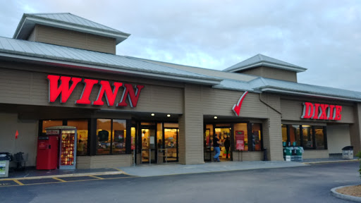 Winn-Dixie, 9864 Stringfellow Rd, St James City, FL 33956, USA, 