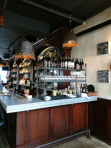 Seafood Restaurant «Republic», reviews and photos, 6939 Laurel Ave, Takoma Park, MD 20912, USA