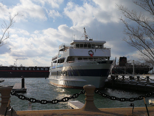 Marine Supply Store «West Marine», reviews and photos, 1577 St Clair Ave NE, Cleveland, OH 44114, USA