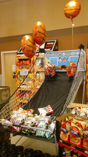 Grocery Store «Jewel-Osco», reviews and photos, 763 E 162nd St, South Holland, IL 60473, USA