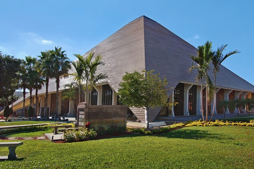 Funeral Home «Forest Lawn Funeral Home», reviews and photos, 2401 SW 64th Ave, Fort Lauderdale, FL 33317, USA