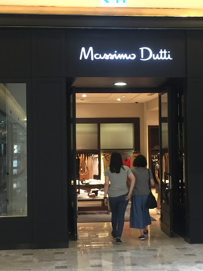 Massimo Dutti T.S. Mall Store
