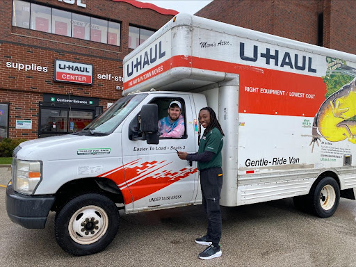 Truck Rental Agency «U-Haul Moving & Storage of Woodfield», reviews and photos, 5201 Tollview Dr, Rolling Meadows, IL 60008, USA