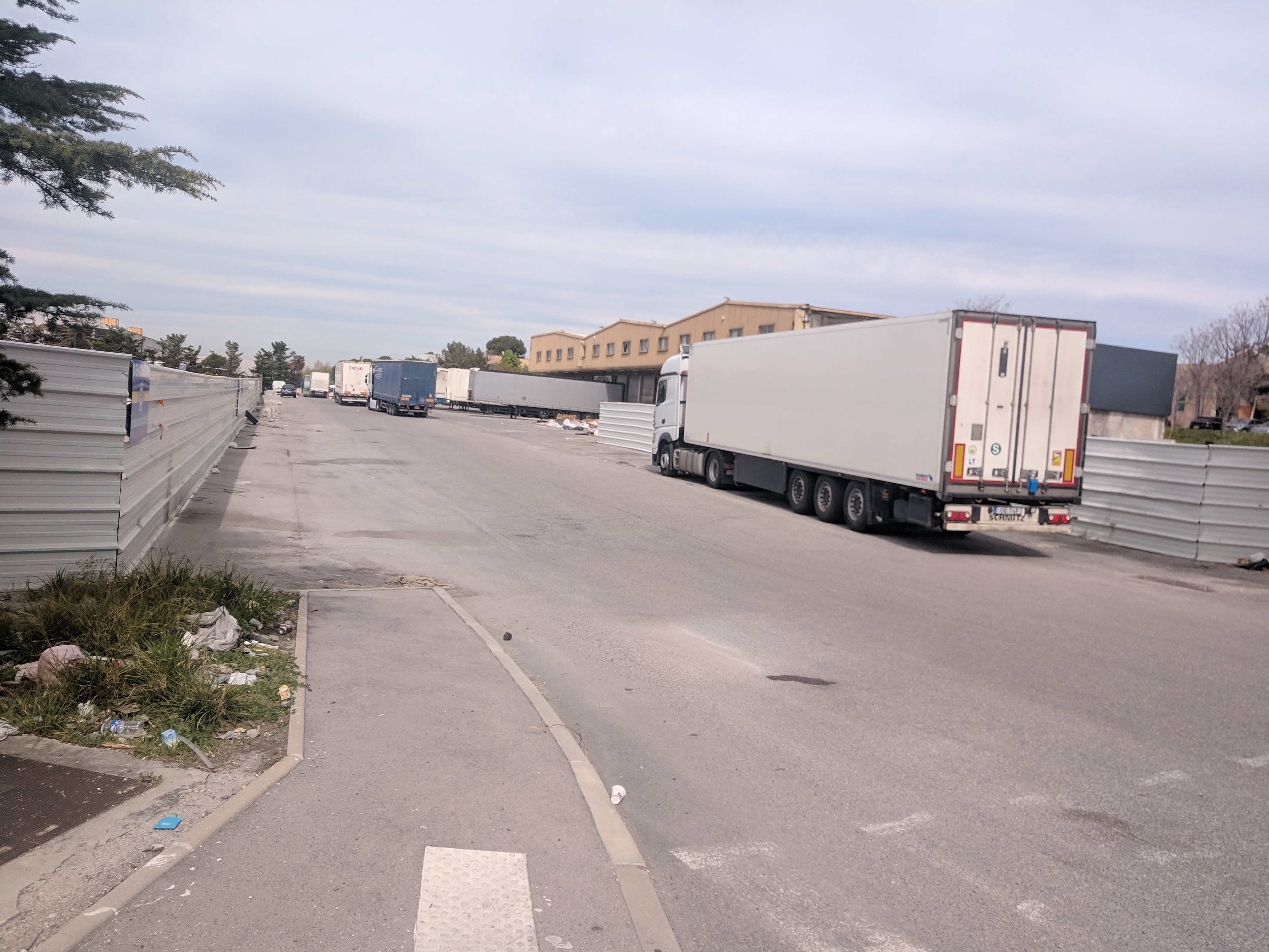 Photo n° 4 de l'avis de Oleh. fait le 25/03/2024 à 15:46