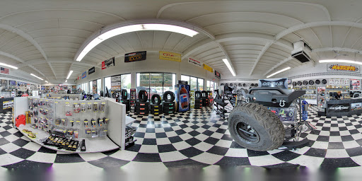 Truck Accessories Store «4 Wheel Parts - Portland - South Tabor», reviews and photos, 2700 SE 82nd Ave, Portland, OR 97266, USA