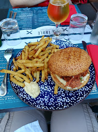 Hamburger du Restaurant La Table d'Aimé - Tous les dimanche midi cochon à la broche à La Grande-Motte - n°12