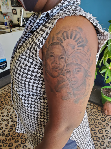 Tattoo Shop «Bluebird Tattoo», reviews and photos, 6230 Central Ave, Portage, IN 46368, USA