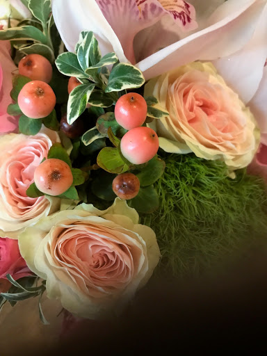 Florist «Kameo Flower Shop, Inc», reviews and photos, 111 S 2nd St, Yakima, WA 98901, USA