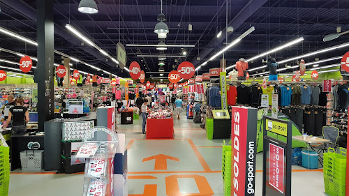 INTERSPORT OUTLET SAINT-SÉBASTIEN-SUR-LOIRE NANTES 2 à Saint-Sébastien-sur-Loire