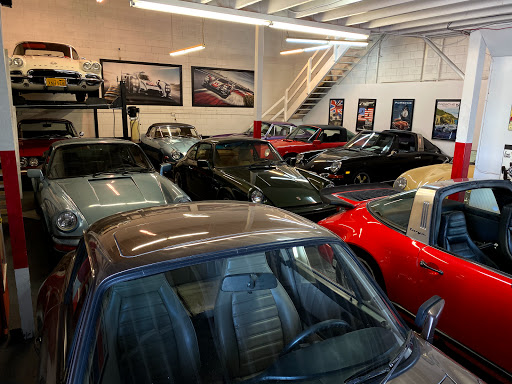 Used Car Dealer «Palm Desert Auto - Classic Cars», reviews and photos, 74725 Joni Dr, Palm Desert, CA 92260, USA