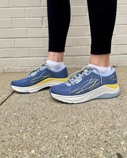 Shoe Store «Roderer Shoe Center», reviews and photos, 316 E Stroop Rd, Dayton, OH 45429, USA