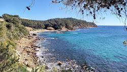 Plage De Grave'in fotoğrafı dağlarla çevrili