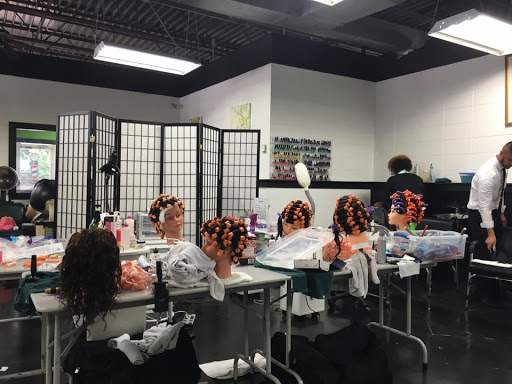 Ea La Mar's Cosmetology & Barber College