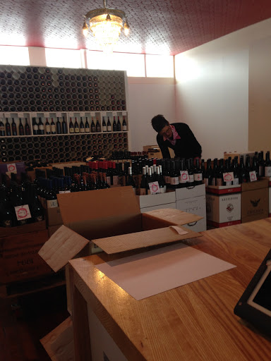 Wine Store «Paradise Wine», reviews and photos, 435 Rhode Island St, Buffalo, NY 14213, USA