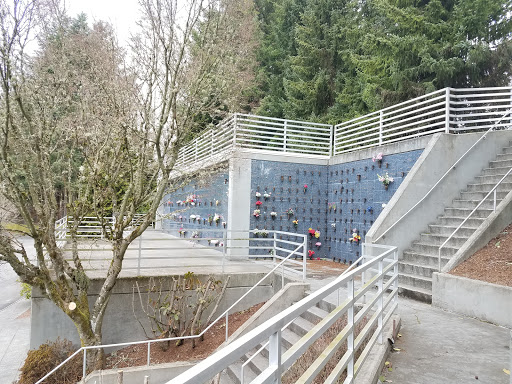 Funeral Home «Purdy & Walters at Floral Hills», reviews and photos, 409 Filbert Rd, Lynnwood, WA 98036, USA